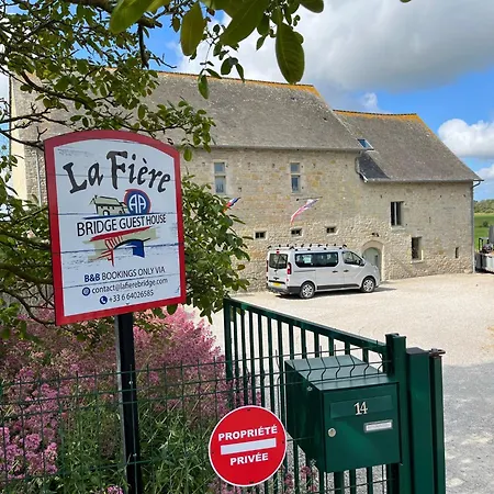 La Fiere Bridge Oda ve Kahvaltı